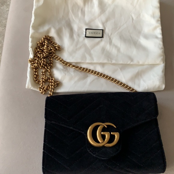 Authentic Gucci Marmont black velvet handbag - Picture 11 of 16